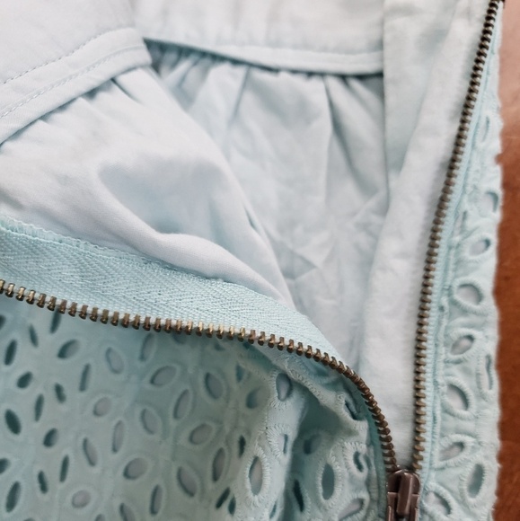Ann Taylor Loft Petite Eyelet Side Zip Mini Skirt in Tiffany Aqua Blue 00P - Picture 4 of 9